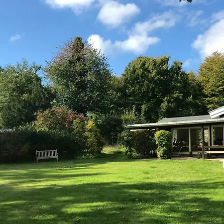 펜션 Summerhouse By Hegn Forest *